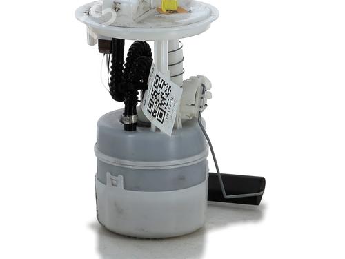 Używane Pompa paliwa NISSAN JUKE (F15) 1.6 DIG-T NISMO RS (218 hp) 28121754