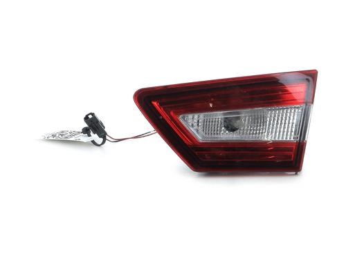 right-tailgate-light-renault-clio-iv-bh_-2012-2013-2014-2015-2016-2017-2018-2019-2020-2021-32077142 main image