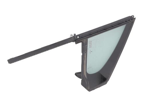 Used Front right quarter glass Front right quarter glass PEUGEOT 208 I (CA_, CC_) 1.2 PureTech 82 (82 hp) 33332692 33332692