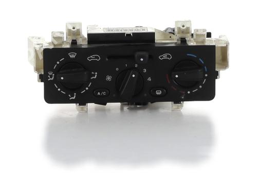 Used Climate control PEUGEOT 1007 (KM_) 1.4 (75 hp) 29931022