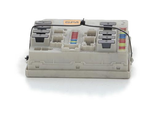 Used Fuse box RENAULT CLIO III (BR0/1, CR0/1) 1.4 16V (98 hp) 29346175