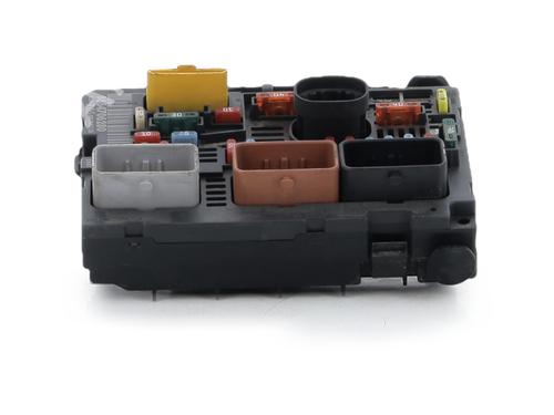 Used Fuse box Fuse box PEUGEOT PARTNER Tepee 1.6 HDi (109 hp) 35940924 35940924