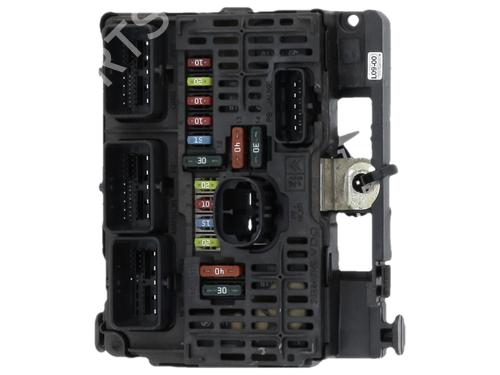 Fuse box PEUGEOT 407 Coupe (6C_) 2.7 HDi | BP36777141E1 - Image 2