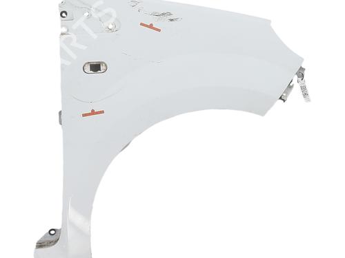 Used Right front fenders Right front fenders 37657836 37657836
