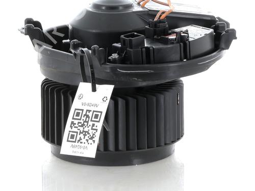 Ventilator motor INFINITI QX30 2.2 D AWD | BP19420660M62 