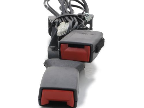 Used Seat buckle PEUGEOT 3008 II SUV (MC_, MR_, MJ_, M4_) 2.0 BlueHDi 150 (MJAHXH, MJAHXV, MJAHXG, MJAHSH, MJAHRH,... (150 hp) 29578616
