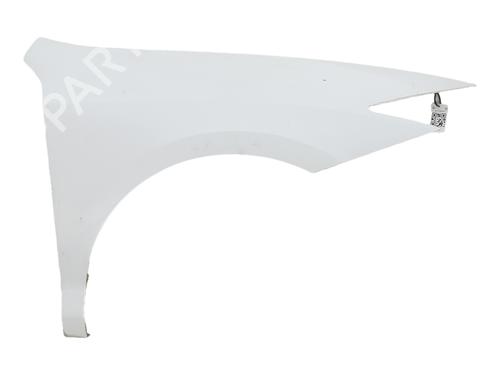 Used Right front fenders Right front fenders 38479820 38479820