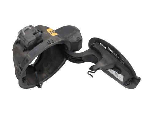 Fuel flap SMART FORTWO Coupe (451) 0.8 CDi (451.300) | BP29296411C131 