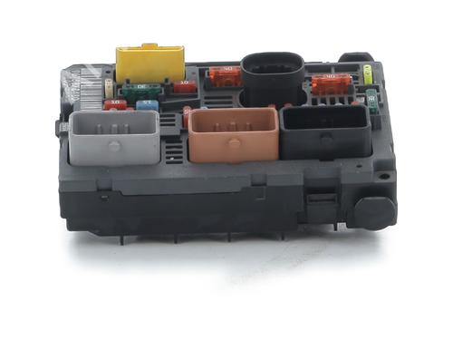 Used Fuse box PEUGEOT 308 I (4A_, 4C_) 1.6 HDi (92 hp) 32255512