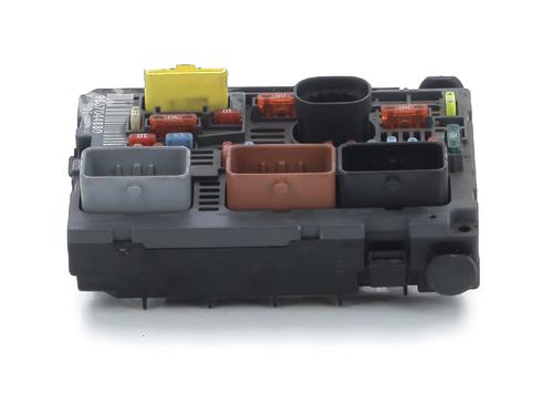 fuse-box-citroen-c4-grand-picasso-i-ua_-2006-2007-2008-2009-2010-2011-2012-2013-31845422 main image