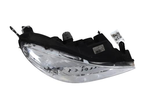 Right headlight PEUGEOT 607 (9D, 9U) 2.2 HDi | BP29874246C29