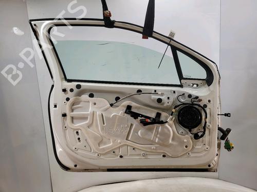Left front door PEUGEOT 208 I (CA_, CC_) 1.2 VTI 82 | BP23972392C2