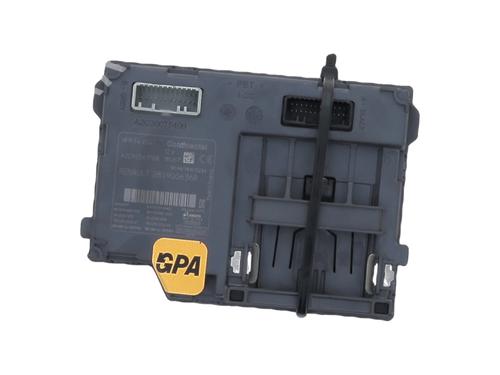 Used Card reader RENAULT CLIO IV Grandtour (KH_) 0.9 TCe 90 (90 hp) 29820174