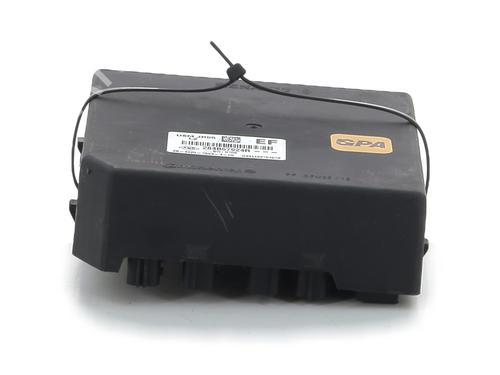 Used Fuse box RENAULT SCÉNIC III (JZ0/1_) 1.9 dCi (JZ0J, JZ1J, JZ1K, JZ1S) (131 hp) 30165382