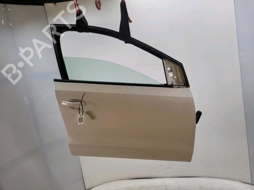 Portier rechts voor VW POLO V (6R1, 6C1) 1.2 (70 hp) 31086159