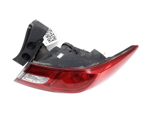 Used Right taillight RENAULT CLIO IV (BH_) 1.5 dCi 75 (75 hp) 27189098