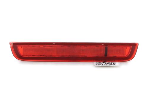 Used Third brake light TOYOTA YARIS (_P13_) 1.5 (NSP131_) (112 hp) 28486489