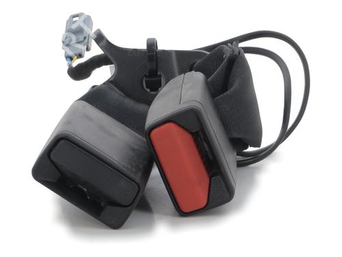 Used Seat buckle DACIA DUSTER (HM_) 1.5 dCi 115 (HMAD) (116 hp) 30693373