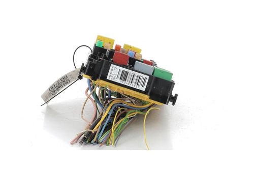 Fuse box PEUGEOT 208 I (CA_, CC_) 1.6 BlueHDi 100 | BP27901299E1