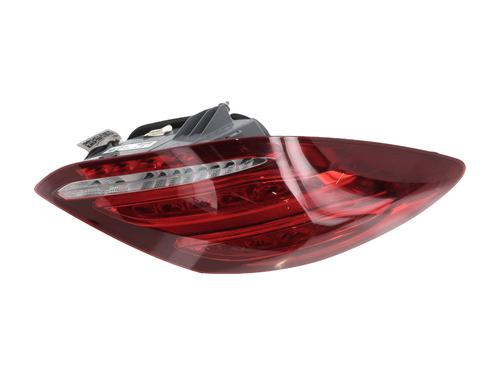 Used Left taillight MERCEDES-BENZ C-CLASS (W205) AMG C 63 S (205.087) (510 hp) 31122822