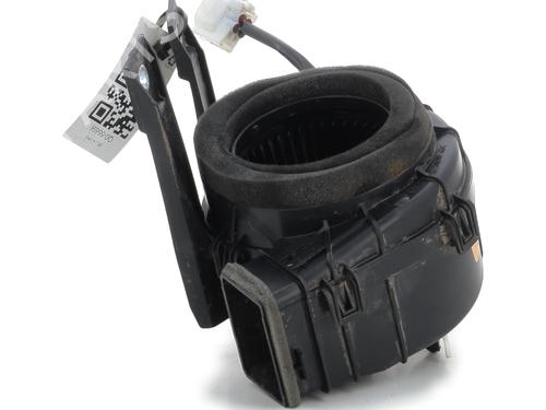Used Heater blower motor TOYOTA C-HR (_X1_) 1.8 Hybrid (ZYX10_, ZYX11_, ZYX10R, ZYX11R) (122 hp) 28207564
