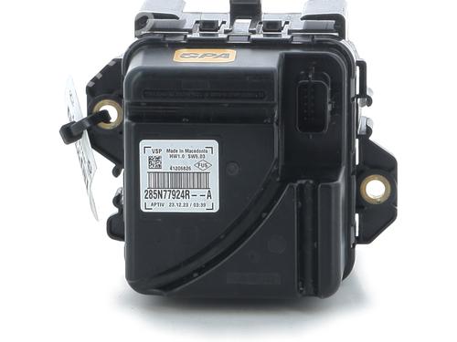 Modulo elettronico RENAULT ARKANA I (LCM_, LDN_) 1.6 E-TECH 145 (LDMU) (143 hp) 31797389