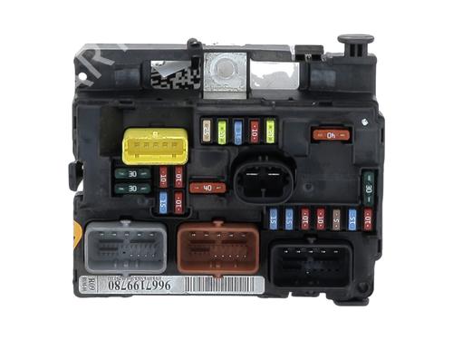 Fuse box CITROËN C3 Picasso (SH_) 1.6 HDI 90 | BP29517424E1 