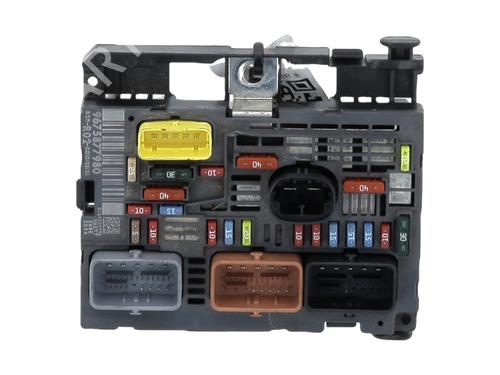 Fuse box PEUGEOT 5008 (0U_, 0E_) 1.6 HDi | BP29346748E1 