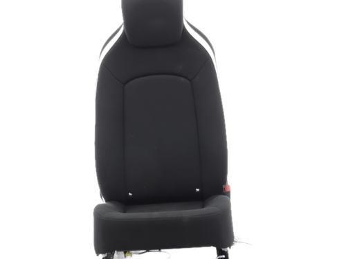 right-front-seat-renault-zoe-bfm_-2012-40557711 main image