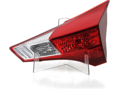 Højre baklys, luke TOYOTA RAV 4 IV (_A4_) 2.0 D (ALA40_, ALA40R) (124 hp) 31797575