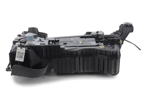 Used AdBlue tank AdBlue tank PEUGEOT 308 II (LB_, LP_, LW_, LH_, L3_) 1.6 BlueHDi 120 (120 hp) 33309697 33309697