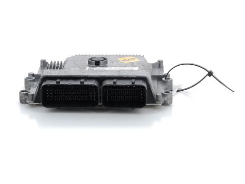 Used Engine control unit (ECU) Engine control unit (ECU) PEUGEOT 2008 I (CU_) 1.2 THP 110 / PureTech 110 (110 hp) 22411352 22411352