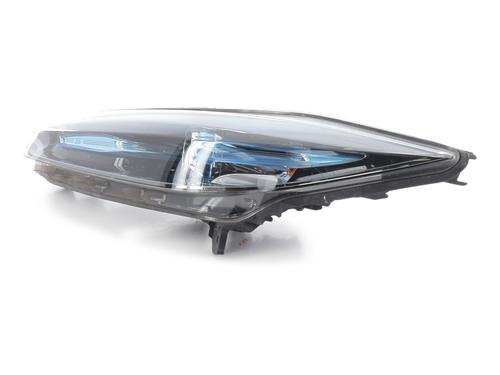 left-headlight-renault-zoe-bfm_-2012-37709934 main image