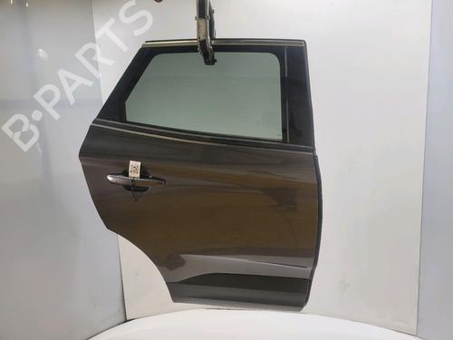 Puerta trasera derecha Puerta trasera derecha 38679436 38679436