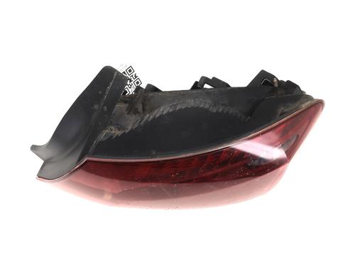 Used Right taillight PEUGEOT 407 (6D_) 2.0 HDi 135 (6DRHRH, 6DRHRE, 6DRHRG, 6DRHRJ) (136 hp) 27622751