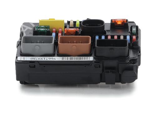 Caja reles / fusibles PEUGEOT 207 (WA_, WC_) 1.4 HDi (68 hp) 29964359