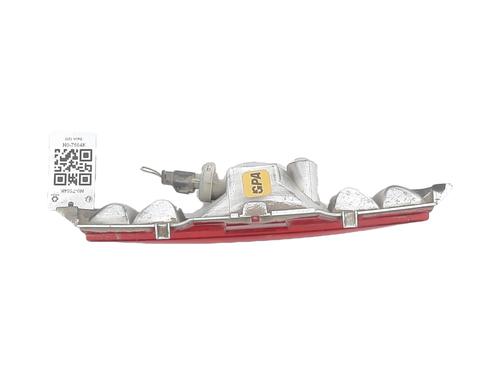 Used Rear center light PEUGEOT 208 II (UB_, UP_, UW_, UJ_) 1.2 PureTech 100 (101 hp) 31938361