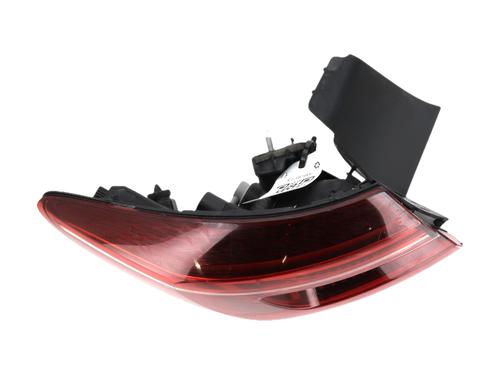 Used Left taillight Left taillight RENAULT CLIO V (B7_) 1.0 TCe 90 (B7MT) (91 hp) 40003848 40003848