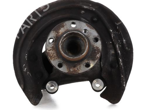 Used Right front steering knuckle BMW 3 (F30, F80) 330 e (252 hp) 30917749