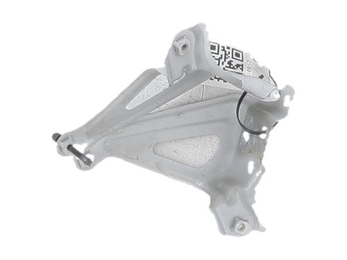Used Front bumper bracket Front bumper bracket TOYOTA COROLLA Hatchback (_E21_, _EA1_, _EH1_) 2.0 Hybrid (MZEH12) (180 hp) 40003575 40003575