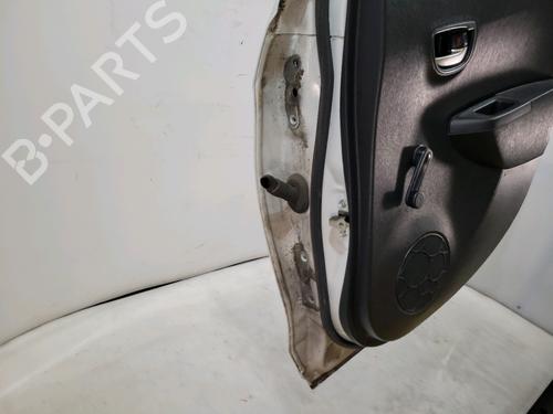 Dør højre bagtil TOYOTA YARIS (_P13_) 1.3 (NSP130_, NSP130) | BP30828373C5