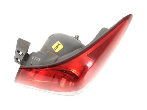 Used Right taillight CHEVROLET CRUZE (J300) [2009-2025]  26444607