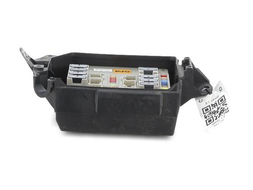 Used Fuse box RENAULT CLIO III (BR0/1, CR0/1) 1.5 dCi (C/BR0G, C/BR1G) (68 hp) 31606468