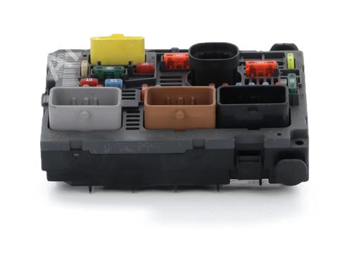 Used Fuse box Fuse box PEUGEOT 308 I (4A_, 4C_) 1.6 HDi (92 hp) 34531953 34531953