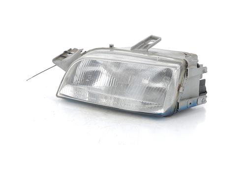 Used Left headlight FIAT PUNTO Convertible (176_) 90 1.6 (88 hp) 16033852