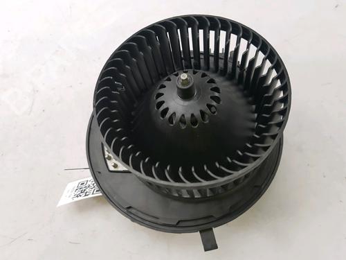 Heater blower motor VW GOLF VIII (CD1, DA1) 1.0 TSI | BP13680781M62 