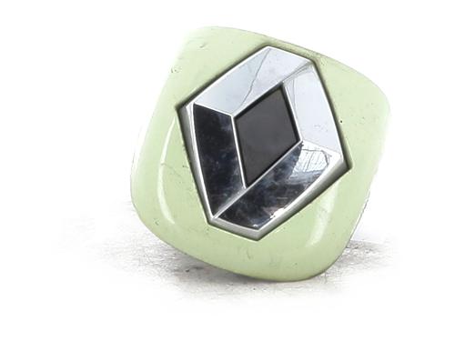 Used Tailgate handle RENAULT TWINGO I (C06_) 1.2 (C066, C068) (58 hp) 32974723