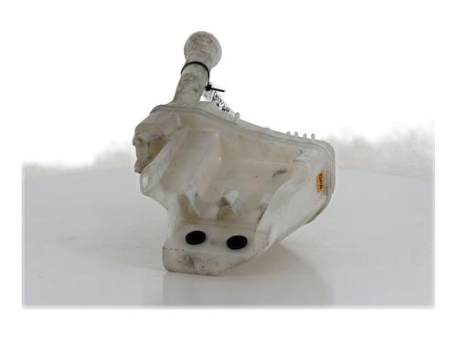 Used Windscreen washer tank PEUGEOT 107 (PM_, PN_) 1.4 HDi (54 hp) 29552453