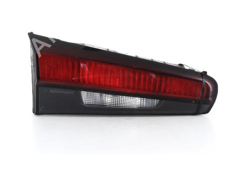 left-tailgate-light-fiat-tipo-hatchback-356_-357_-2016-39665602 main image