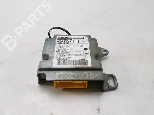 Used ECU airbags ECU airbags RENAULT MEGANE I Classic (LA0/1_) 1.6 e (LA0F, LA0S) (90 hp) 11122417 11122417